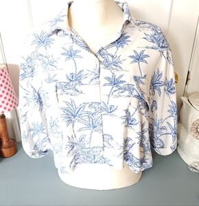 Crop Button down, Short Sleeve Tiger Print Top - Size Small to Medium